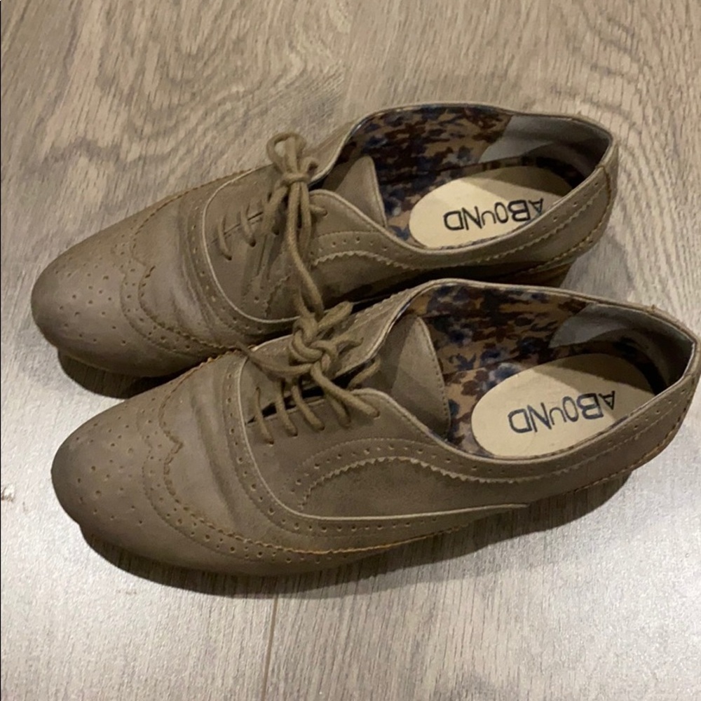 Oxford shoes - Sz  6.5